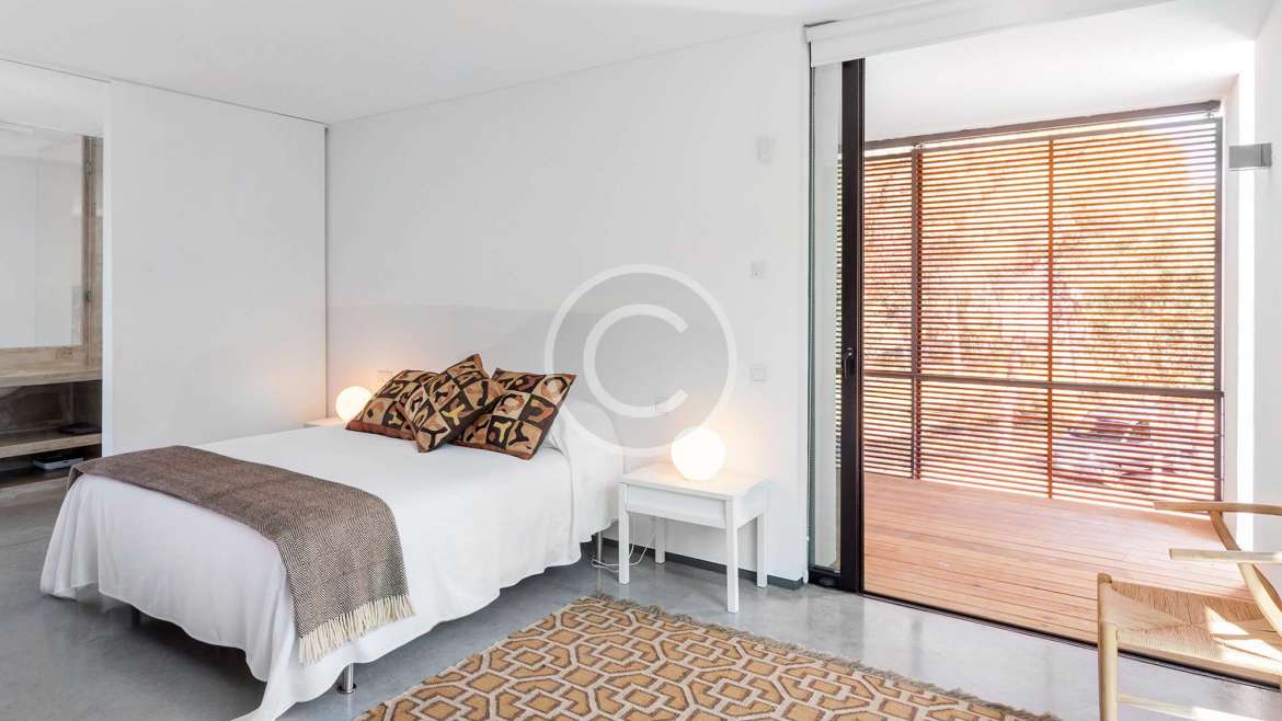 Draperii contemporane pentru dormitor